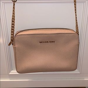 Michael Kors Bags - Michael Kors crossbody Michael Kors Bags - Michael Kors crossbody